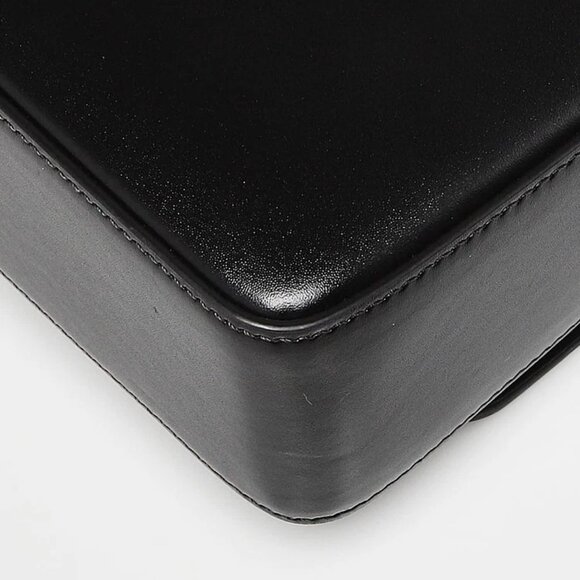 Givenchy Black Smooth Leather 4G Crossbody Bag - Picture 4 of 12